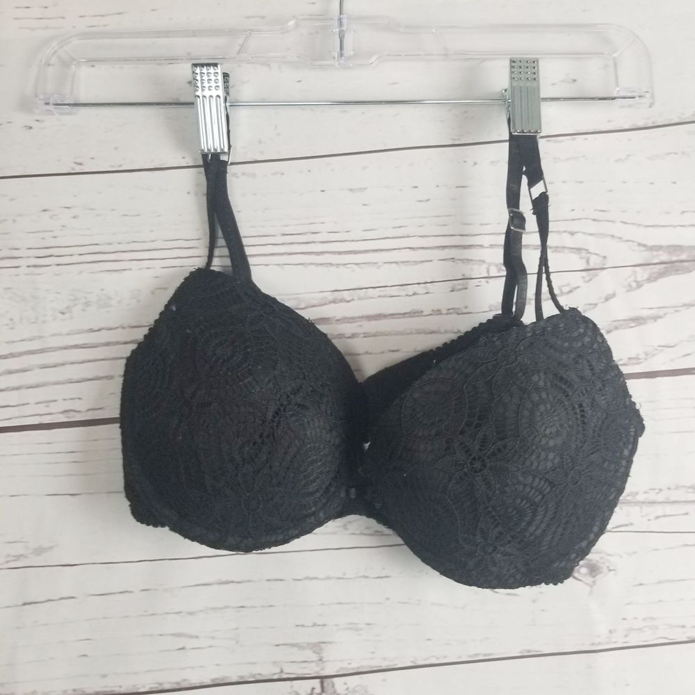 Tahari Black Lace Underwire Bra‎ Size 36C Demi